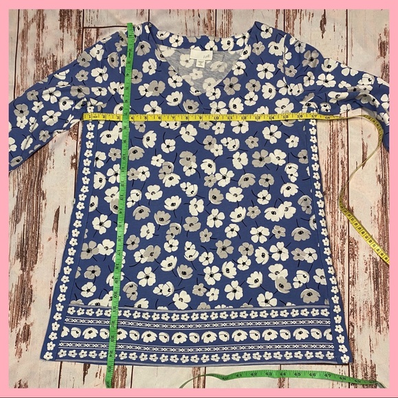 J.Jill Cotton Blend 3/4 Sleeve Flowered Top - Picture 5 of 8